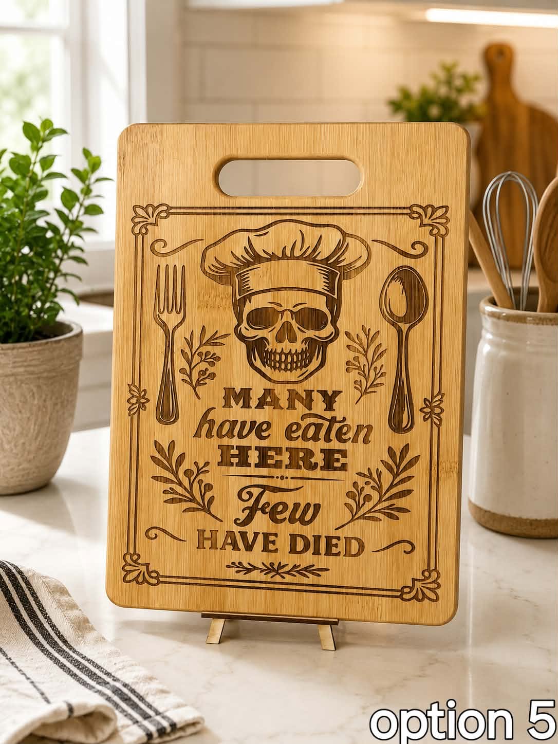 Funny Skull Chef Chopping Board – “Many Have Eaten Here, Few Have Died”